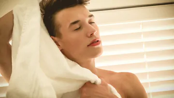 Cute twink with a nice dick