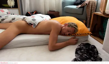 Boy cums while getting fucked