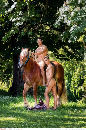 Sexy nude muscle guys outdoors