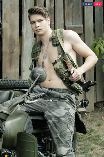 Sexy military boys making porn