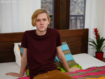 Blonde guy showing his dick
