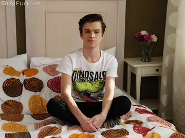Gay twink showing his goods