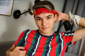 Bandana boy wanking his cock