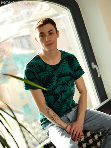 Handsome gay twink Nick Danner