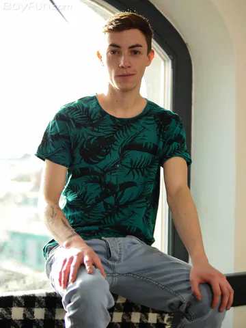 Handsome gay twink Nick Danner
