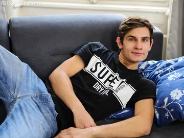 Hot guy with a pretty big dick