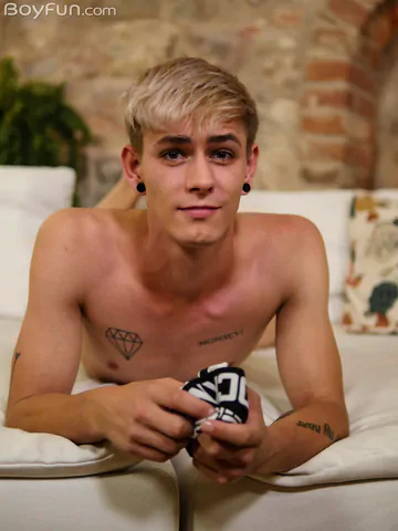 Hot guy with a smooth cock and ass
