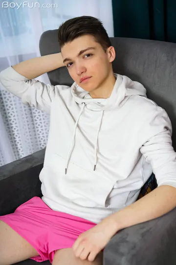 Pretty boy with a shaved dick