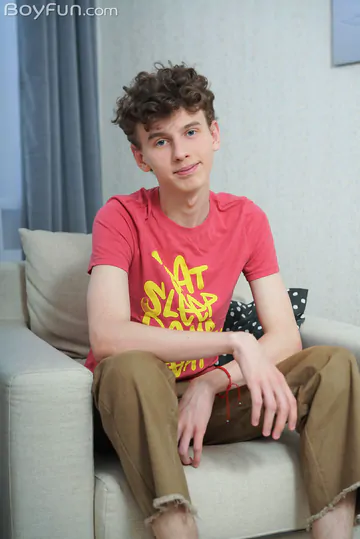 Skinny boy wanking his dick