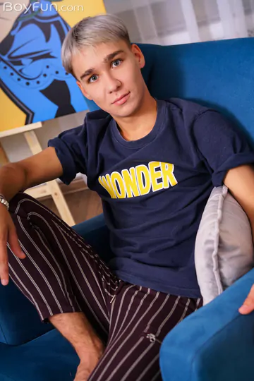 Twink with a pretty big dick