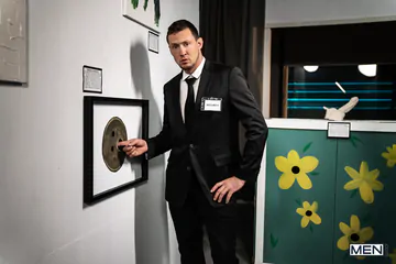 Pierce Paris banging Paul Canon bareback