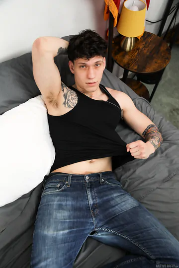 Flip fucking porn from Active Duty