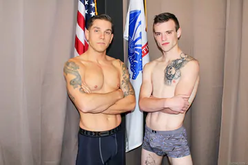 Sexy twink getting cummed on