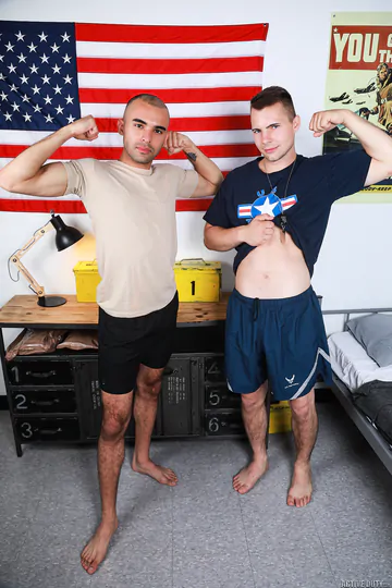 Military guys fucking in the barracks