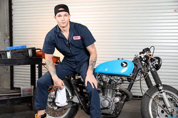 Hot mechanic fucking the customer