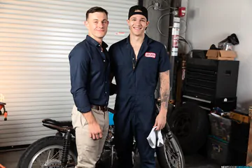 Hot mechanic fucking the customer