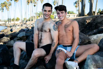 Hairy guy getting plowed