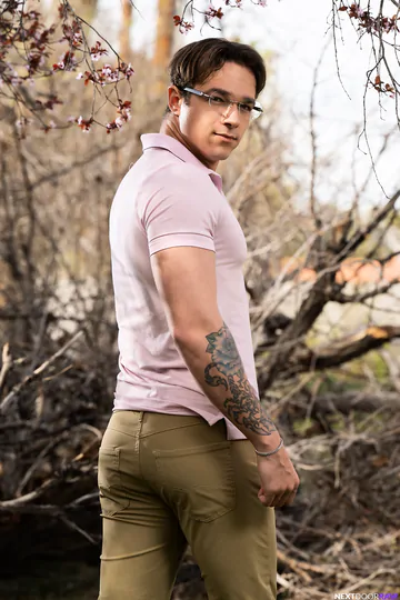 Horny gays fucking in the bushes