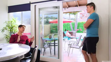 Fat cock guy filling a hole