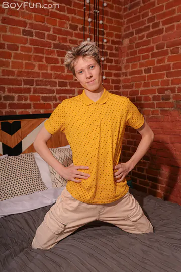 Gorgeous body on this boy