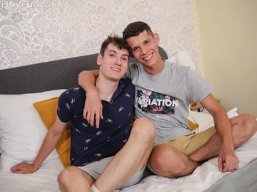 Guy getting some hot Latino cock