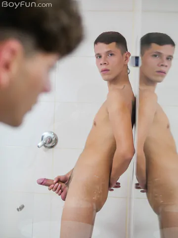 Ugly haircut guy getting fucked