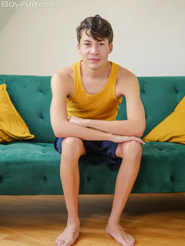 Gay twink getting naked for the cam