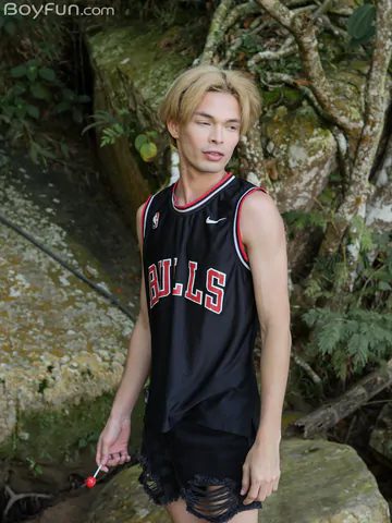 Slim guy with a beautiful cock