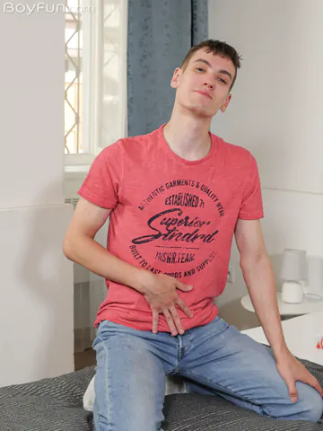 Guy with a nice curved cock