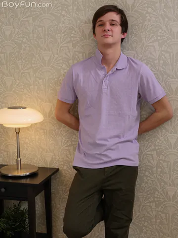 Guy showing his fat hairy cock