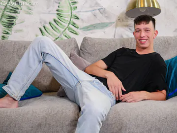 Guy with a pretty long dick