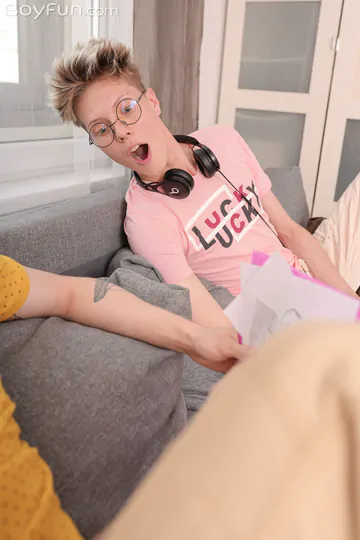 Blonde cutie getting big dick fucked