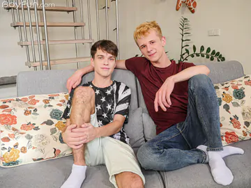 Hairy feet boy gettin boned