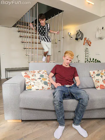 Hairy feet boy gettin boned