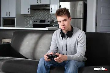 Gamer boy getting butt fucked