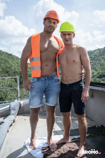 Construction workers bareback fucking