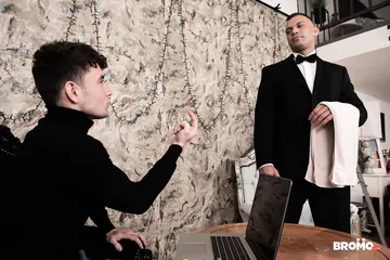 Beefy man fucking a jock