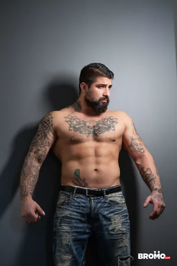 Ryan Bones fucking Daniel Hausser