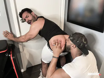 Macho hunks having kinky sex