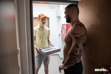 Pizza boy getting bareback fucked