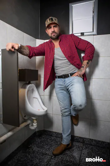 Truckers fucking in a restroom