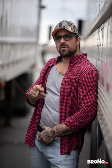 Truckers fucking in a restroom