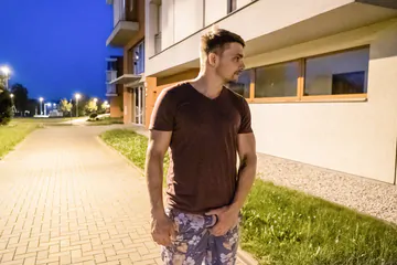 Guy with a huge hairy cock fucking