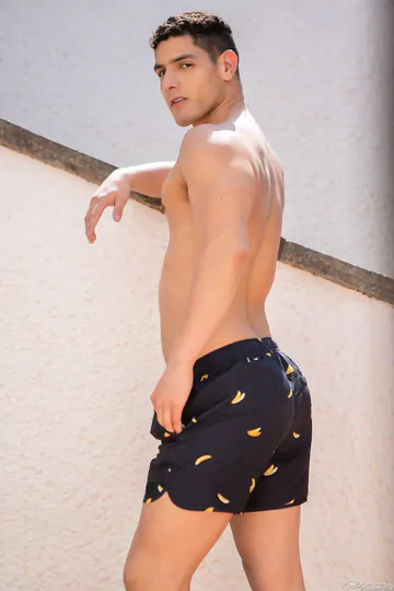 Two hotties on vacation fucking