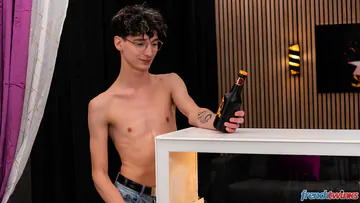 Twinks having anal sex