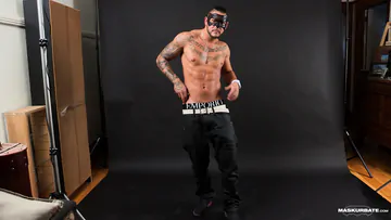 Masked guy with a nice dick