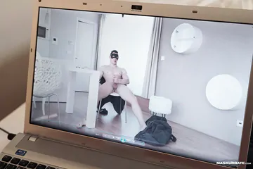 Mature guy fucking Peter Lipnik