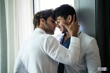 Ashton Summers and Dom King fucking