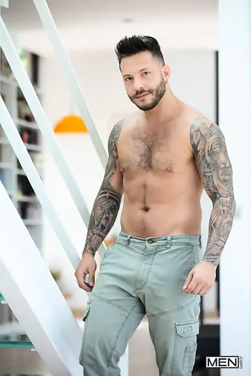 Guys with tattoos fucking