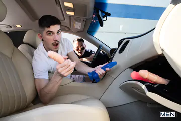 Police officer fucking the suspect